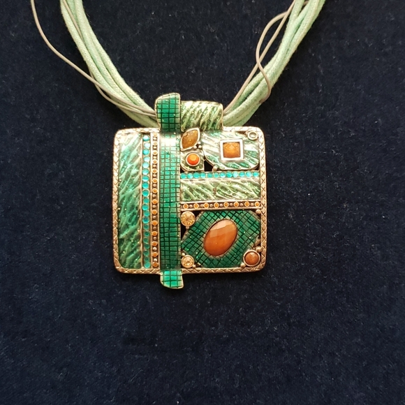 🎀 3/15$  Beautiful  necklace 🎀 - Picture 4 of 4